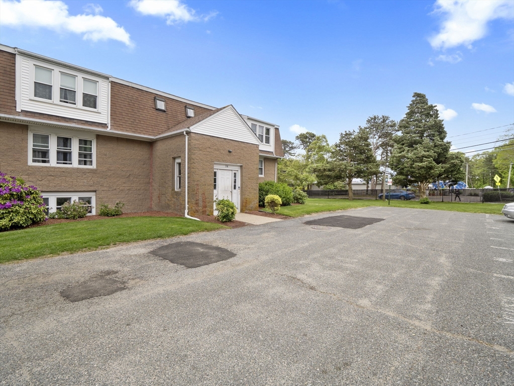 24 Bettys Pond Rd K