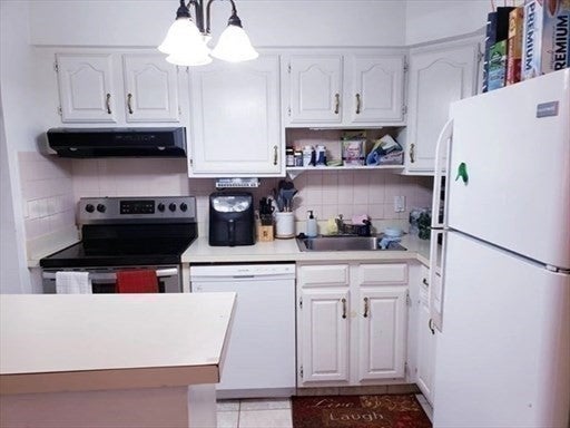 4975 Washington St #110, Boston, MA Photo #14
