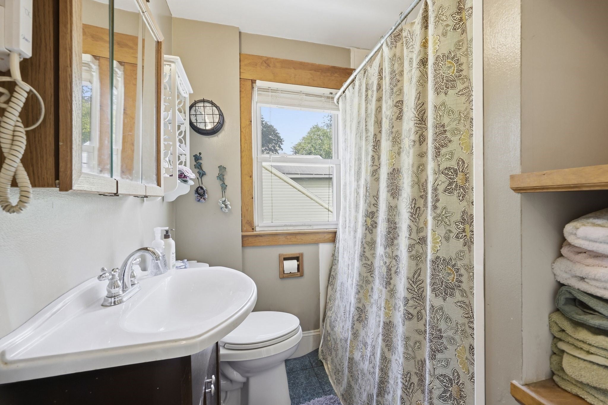 22 Lemuel Ave, Chicopee, MA, 22 Lemuel Ave, Chicopee, MA Photo #34
