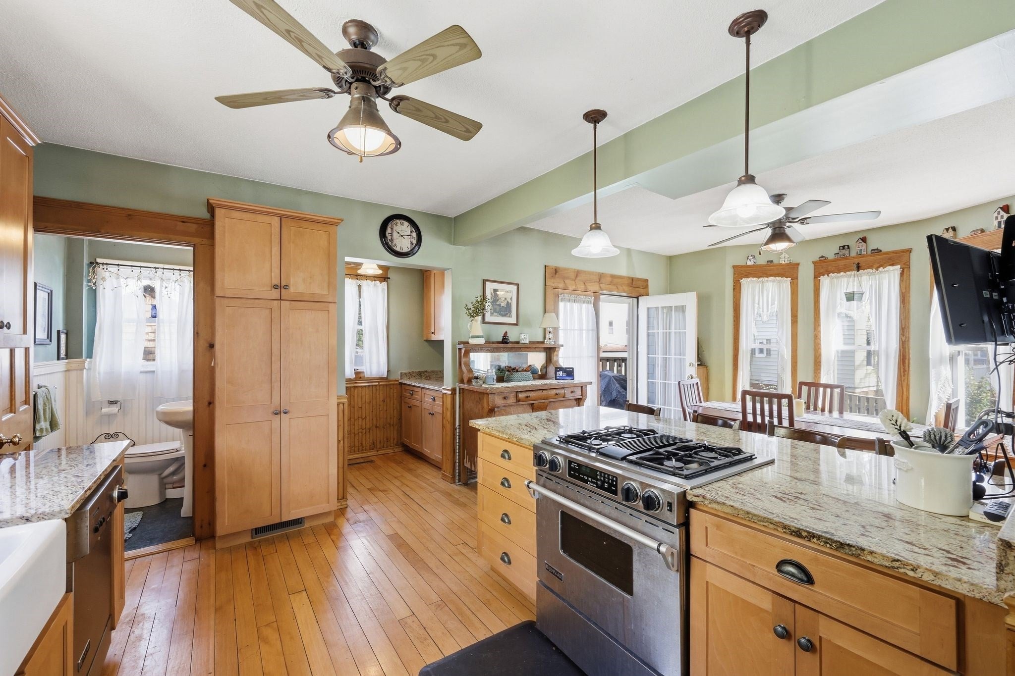 22 Lemuel Ave, Chicopee, MA, 22 Lemuel Ave, Chicopee, MA Photo #22