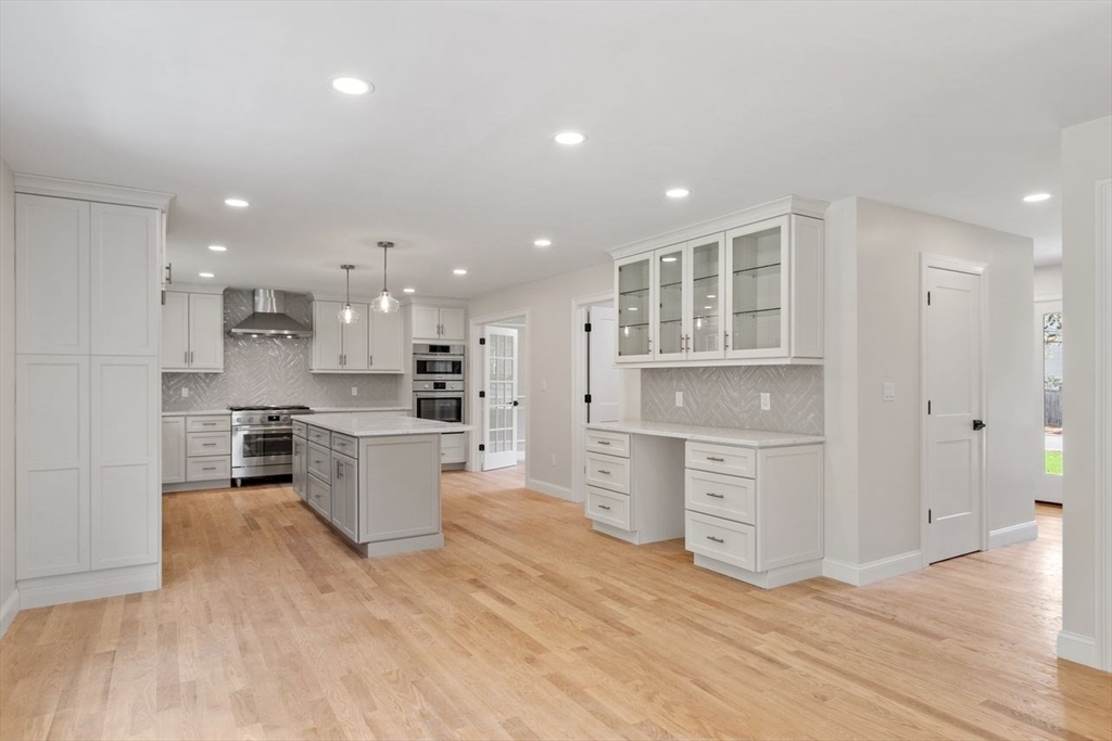 96 Middlesex Ave