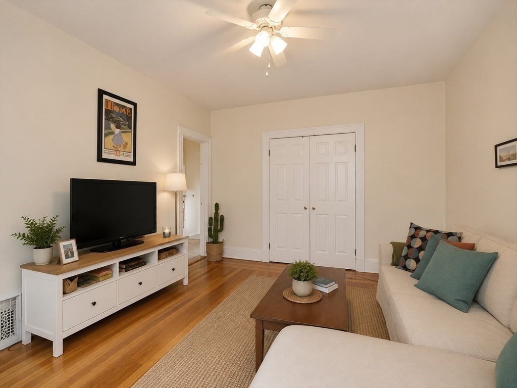 48 Wordsworth St #2, Boston, MA, 48 Wordsworth St #2, Boston, MA Photo #2
