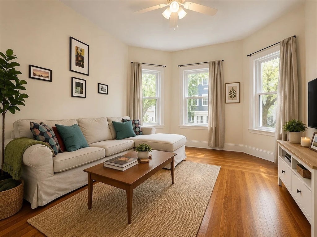 48 Wordsworth St #2, Boston, MA, 48 Wordsworth St #2, Boston, MA Photo #1