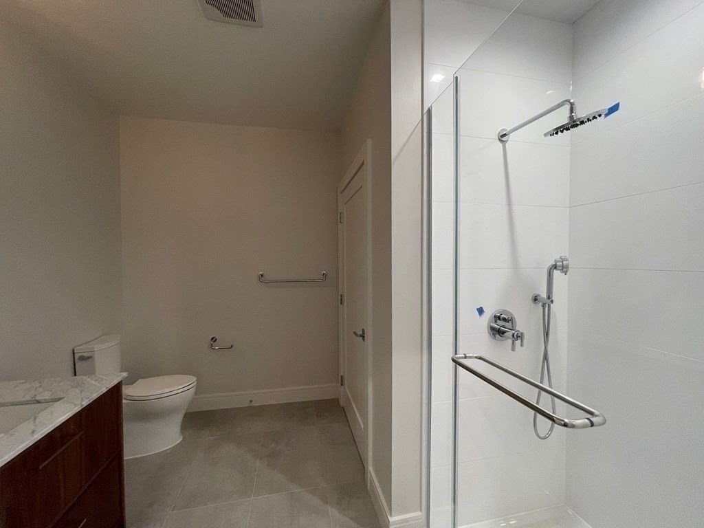 99 Sumner St 303