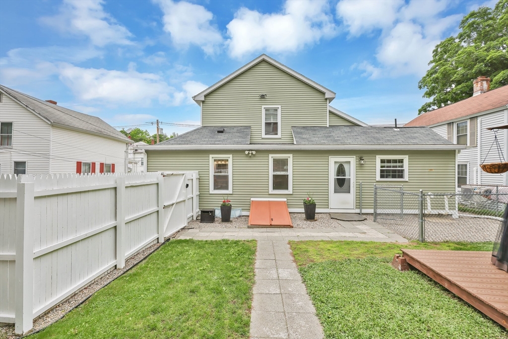 4063 Main St
