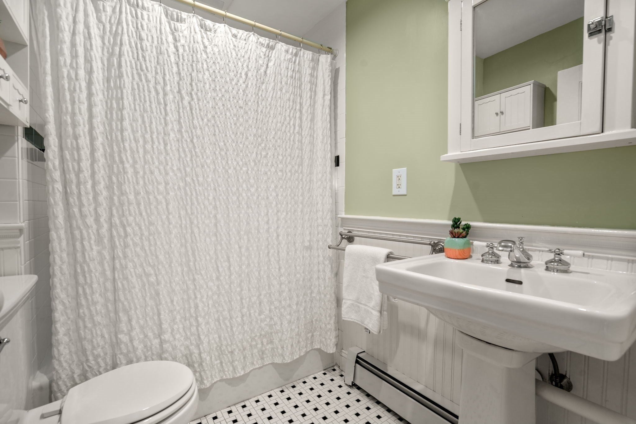 8 East Rd, Wayland, MA, 8 East Rd, Wayland, MA Photo #10