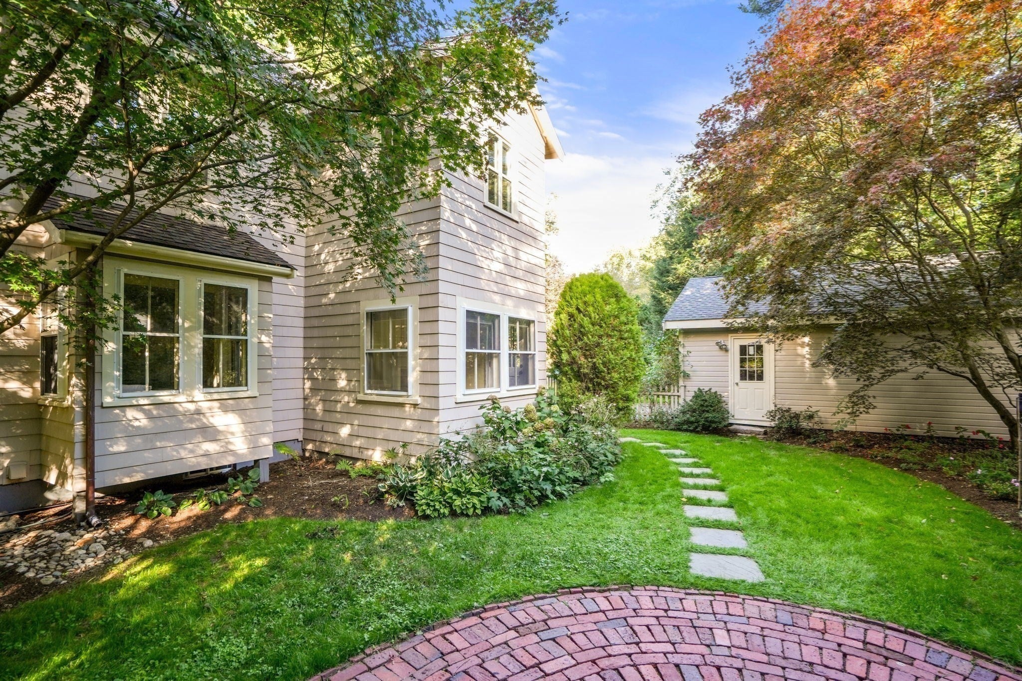 8 East Rd, Wayland, MA, 8 East Rd, Wayland, MA Photo #16