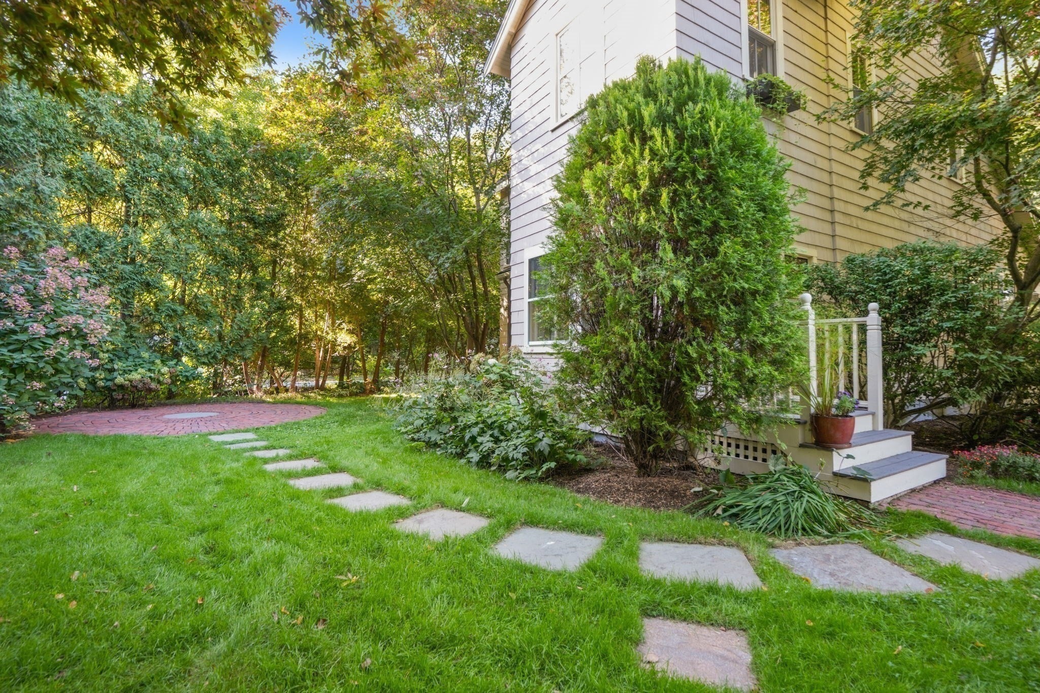8 East Rd, Wayland, MA, 8 East Rd, Wayland, MA Photo #17