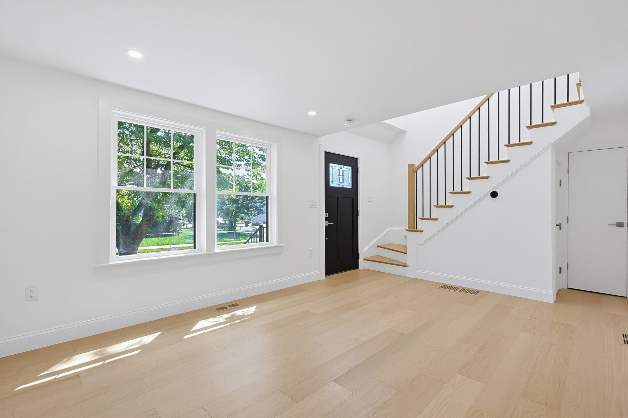 17 Kilburn Road, Newton, MA Photo #12