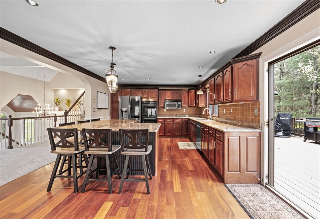 35 Sandra Dr, East Bridgewater, MA Photo #13