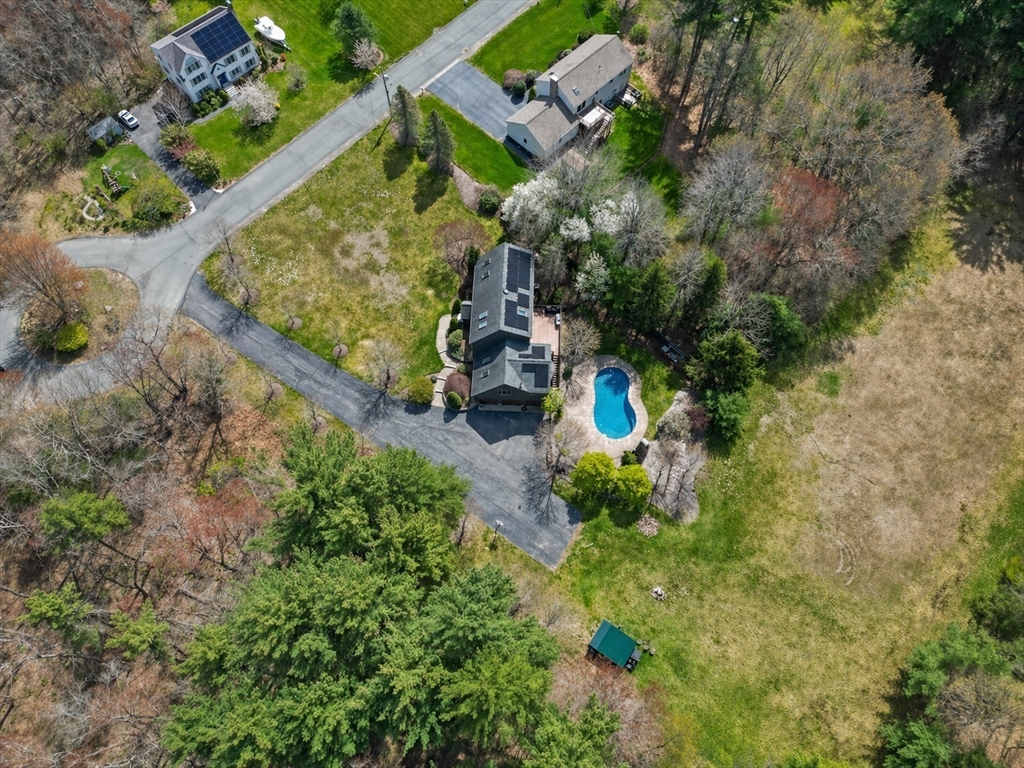 35 Sandra Dr, East Bridgewater, MA Photo #3