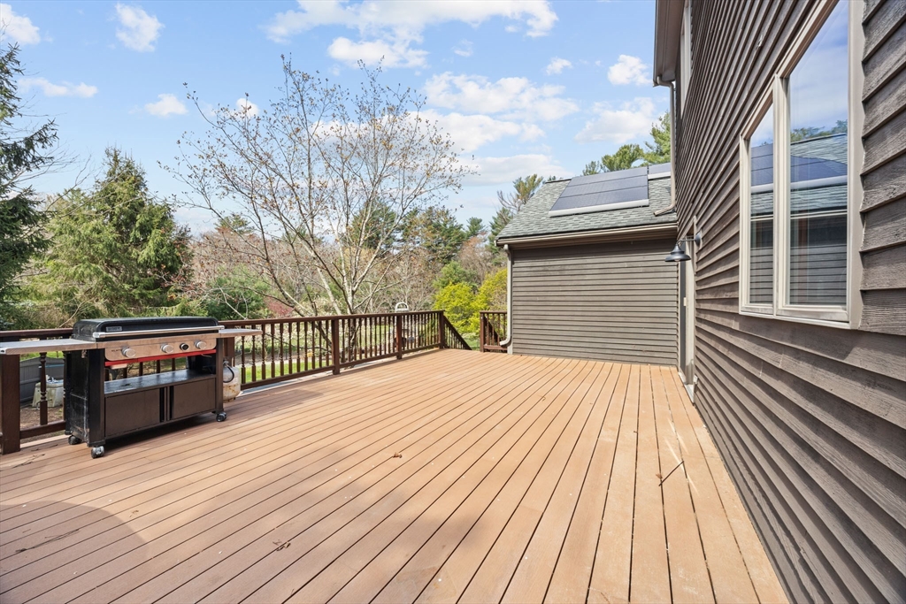35 Sandra Dr, East Bridgewater, MA Photo #38