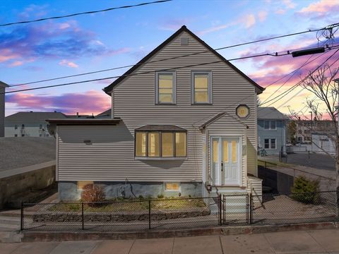 71 Cash St Fall River MA 02723