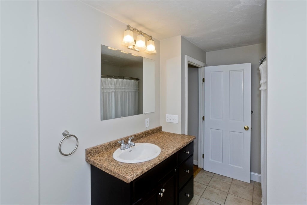 37 Cooper Rd, Northbridge, MA, 37 Cooper Rd, Northbridge, MA Photo #22