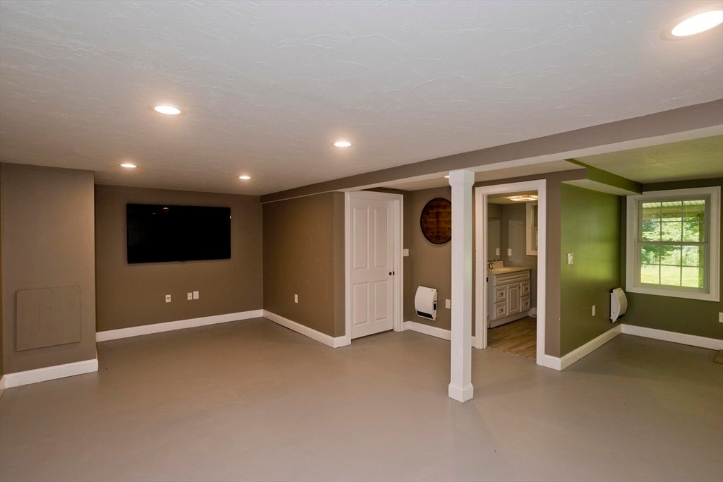 37 Cooper Rd, Northbridge, MA, 37 Cooper Rd, Northbridge, MA Photo #30