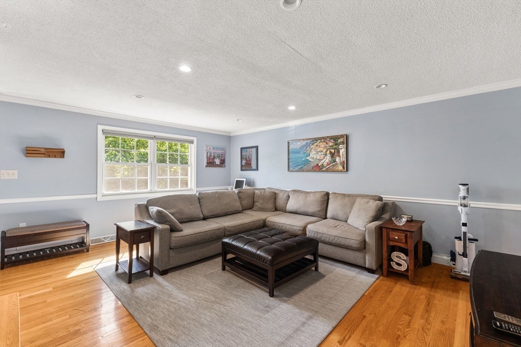 112 Cocasset St #3, Foxboro, MA, 112 Cocasset St #3, Foxboro, MA Photo #4