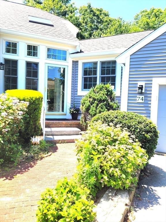 74 Hidden Bay Dr 74