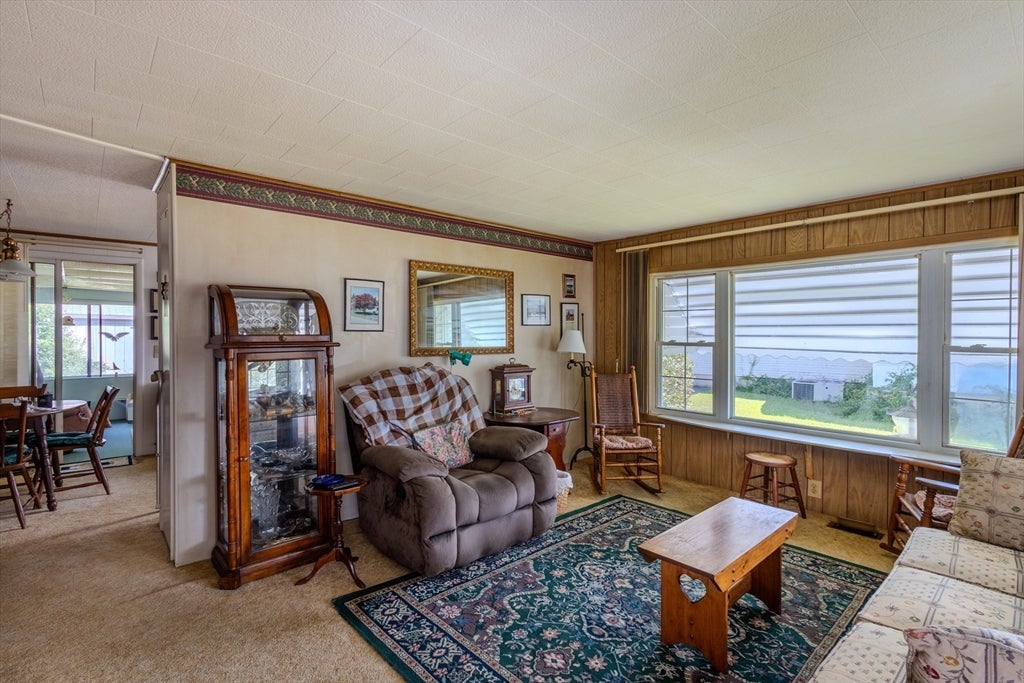 6 Coachman Terrace