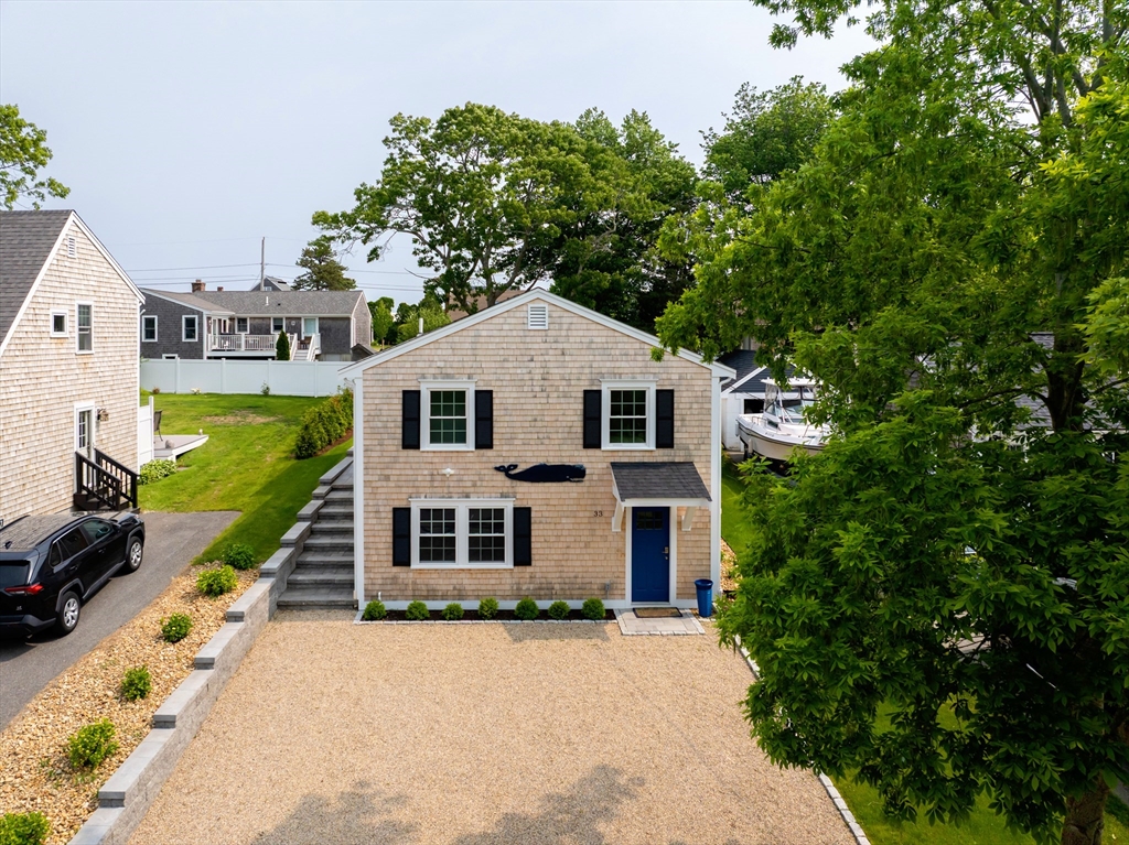 33 Dexter Ave