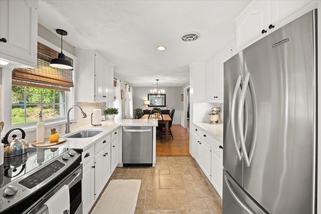 41 Utility Rd, Scituate, MA Photo #8
