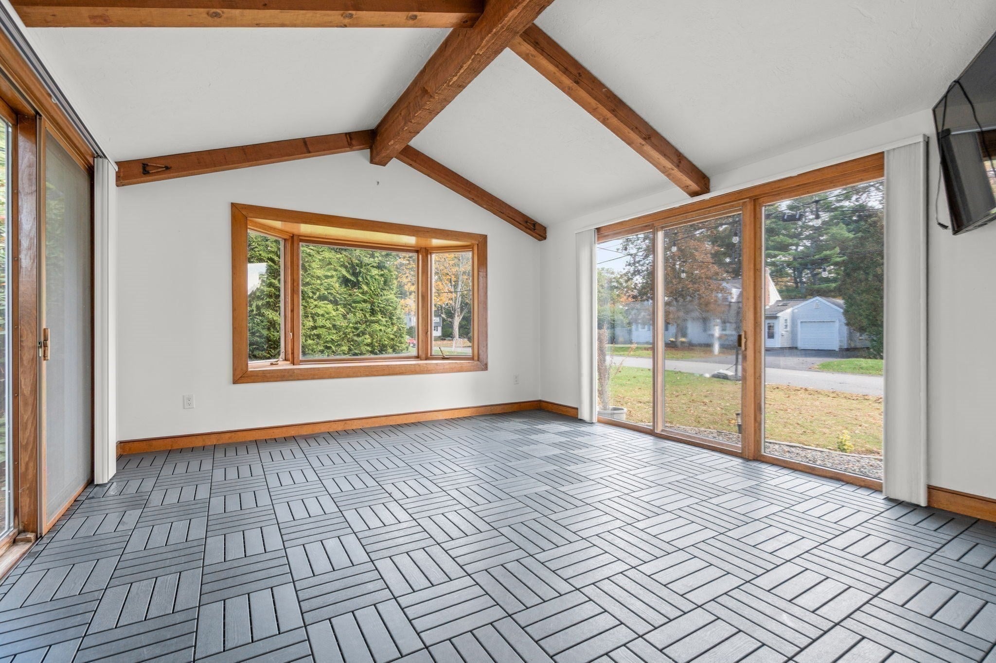 14 Longfellow Rd, Norwood, MA, 14 Longfellow Rd, Norwood, MA Photo #17