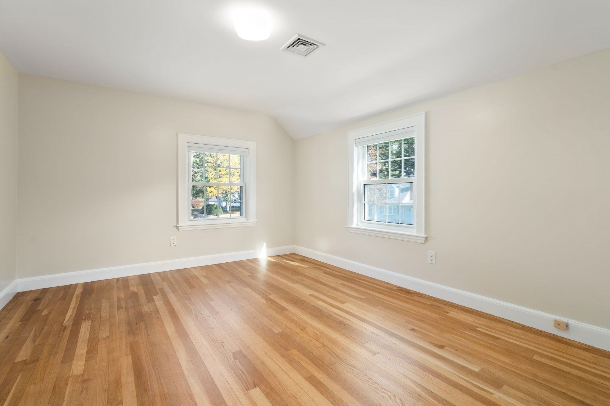 14 Longfellow Rd, Norwood, MA, 14 Longfellow Rd, Norwood, MA Photo #33