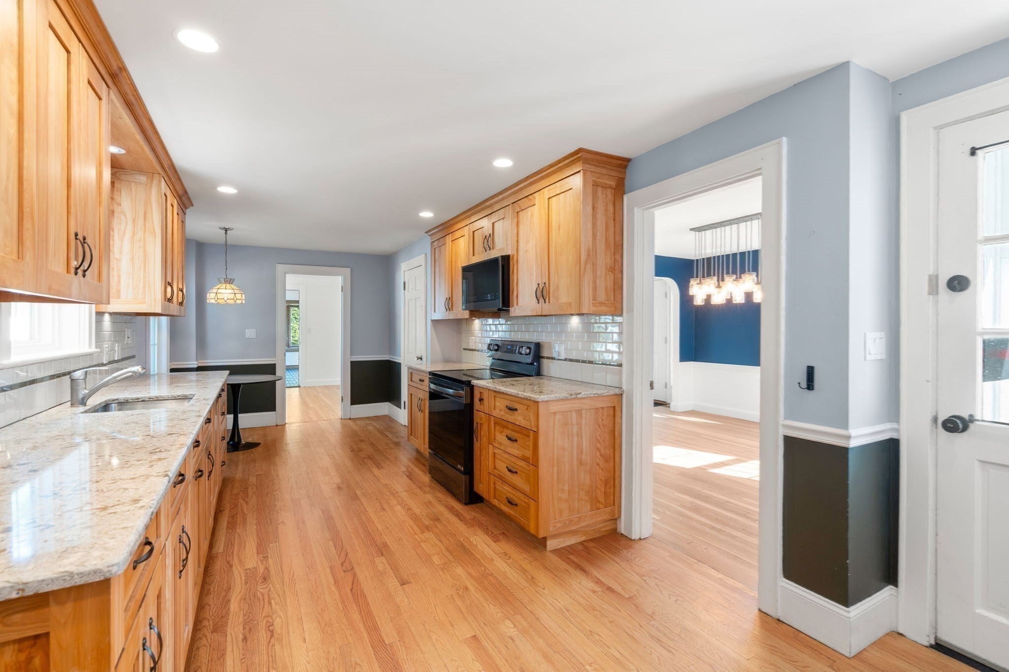 14 Longfellow Rd, Norwood, MA, 14 Longfellow Rd, Norwood, MA Photo #21