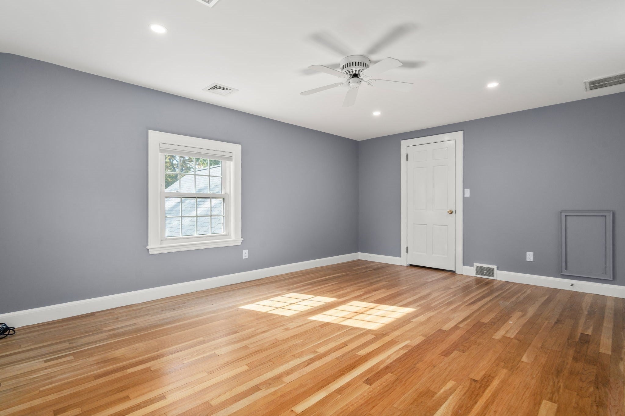 14 Longfellow Rd, Norwood, MA, 14 Longfellow Rd, Norwood, MA Photo #28