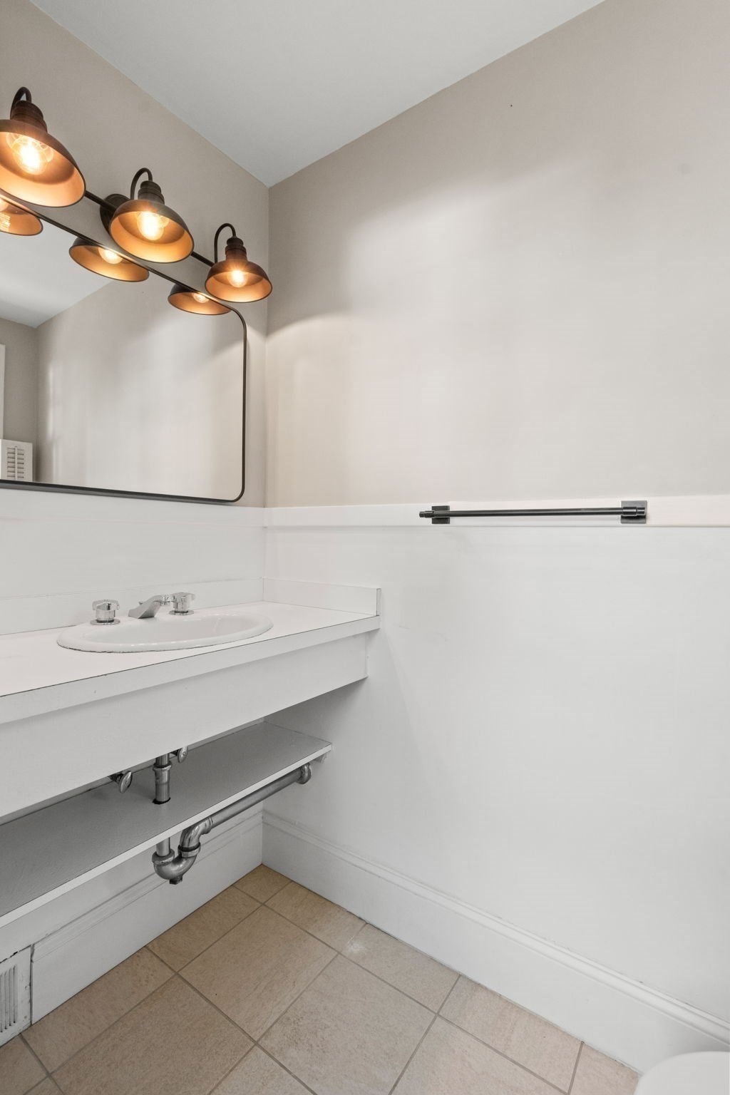 14 Longfellow Rd, Norwood, MA, 14 Longfellow Rd, Norwood, MA Photo #23