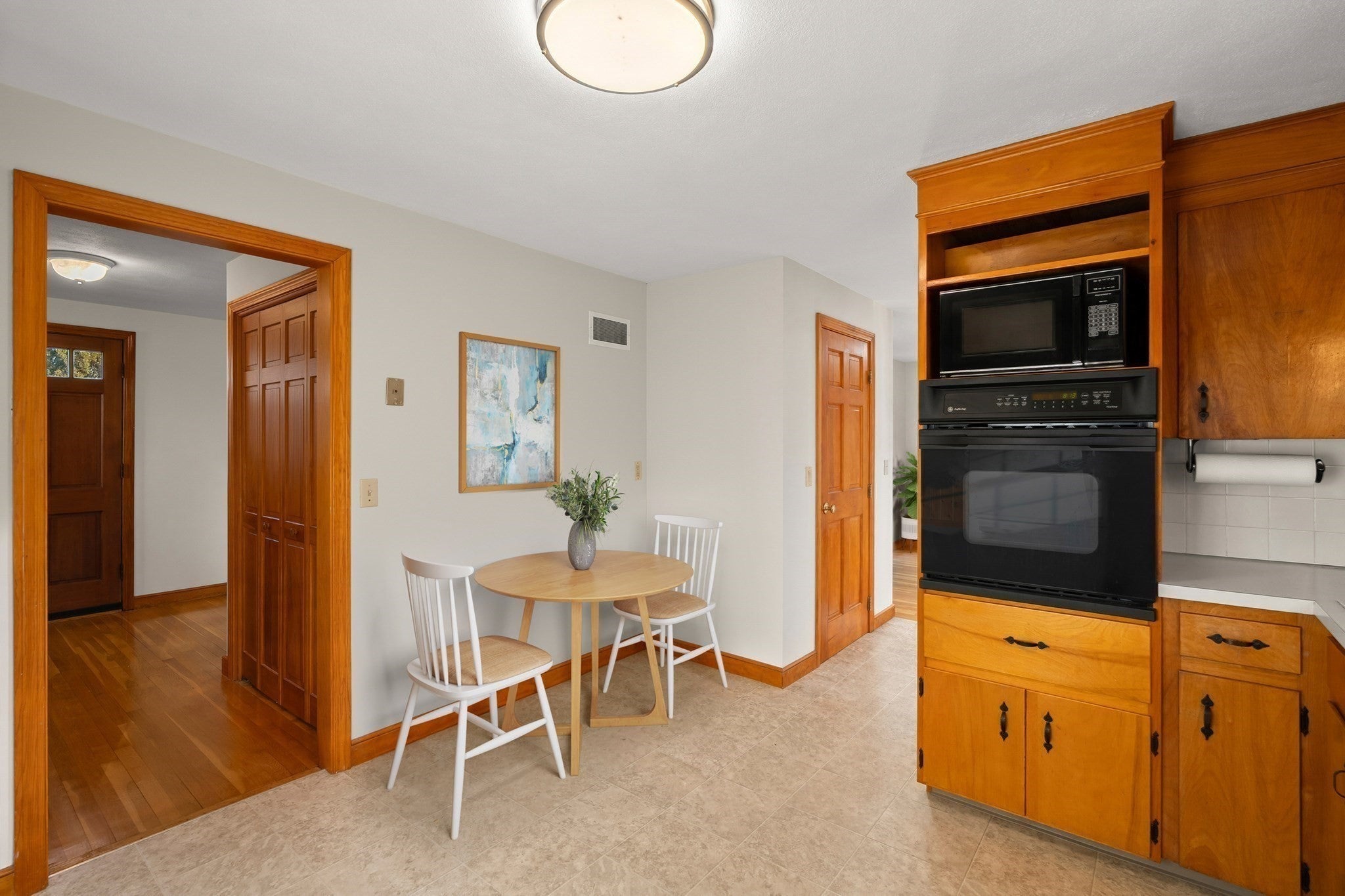 32 Nichols Ave, Avon, MA, 32 Nichols Ave, Avon, MA Photo #12