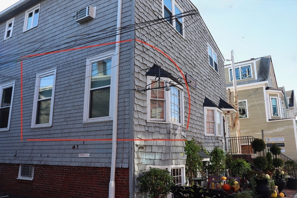 118 Pleasant Street 21B