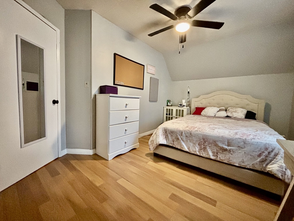 11 Boston St, Uxbridge, MA Photo #24
