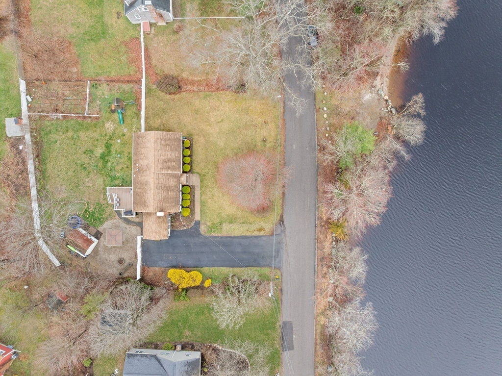 175 Lakeside Drive