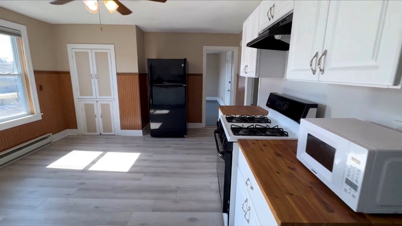 47 Edgewater Ave 2