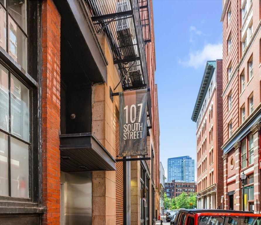 107 South St 2F
