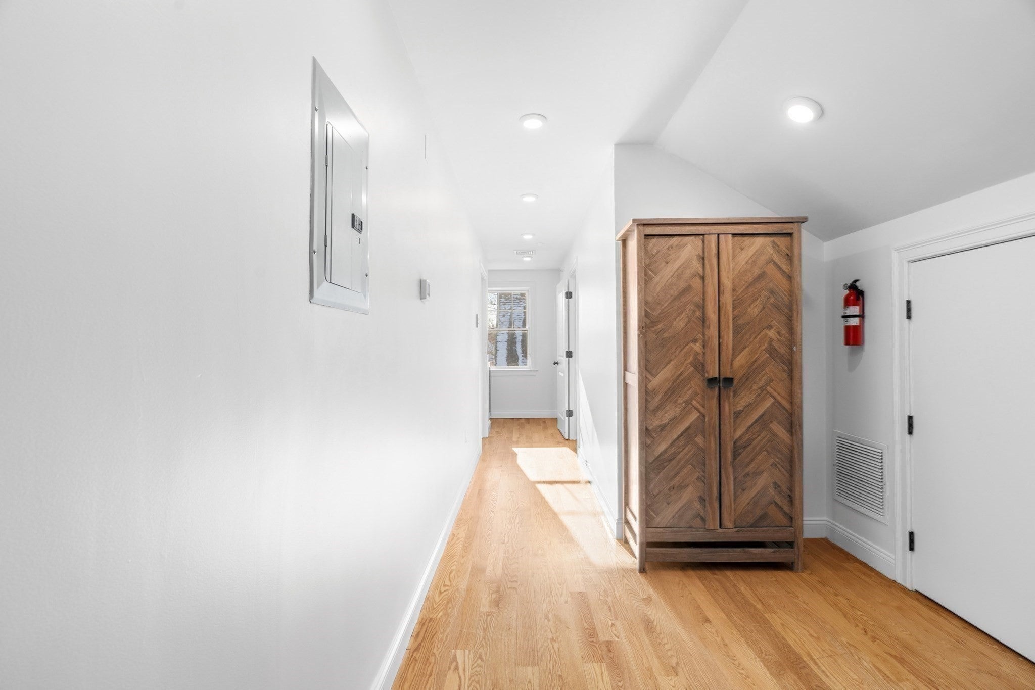 1-3 Howard Pl #B, Boston, MA, 1-3 Howard Pl #B, Boston, MA Photo #10