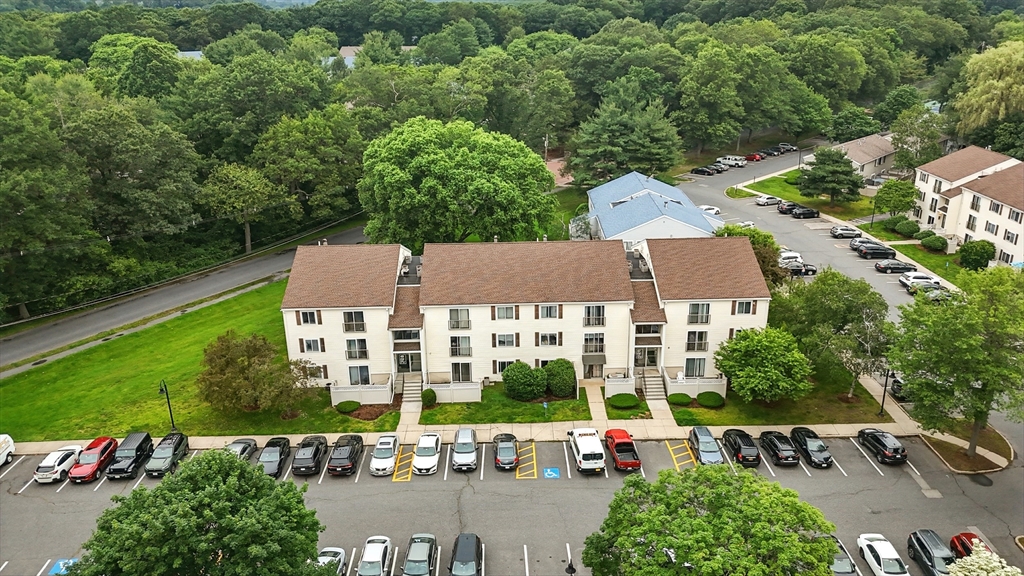 49 Village Brook Ln 2