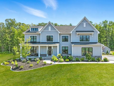 27 Whalen Road Hopkinton MA 01748