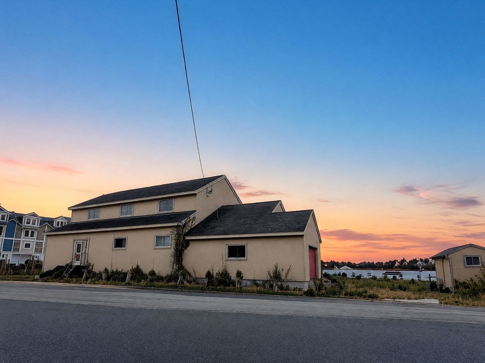 Photo of 15 Bay St, Hull, MA