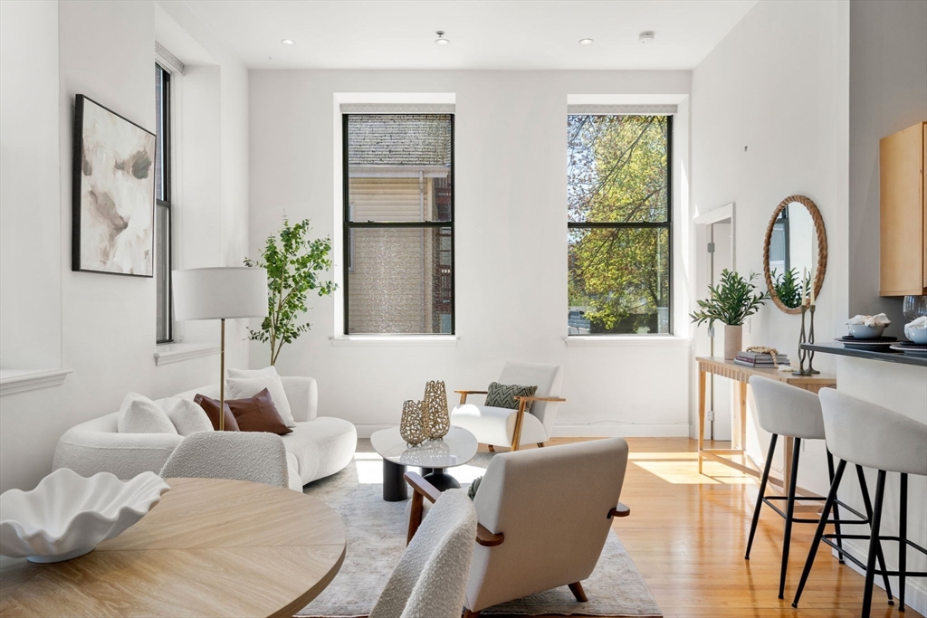11 Wyman St 2A