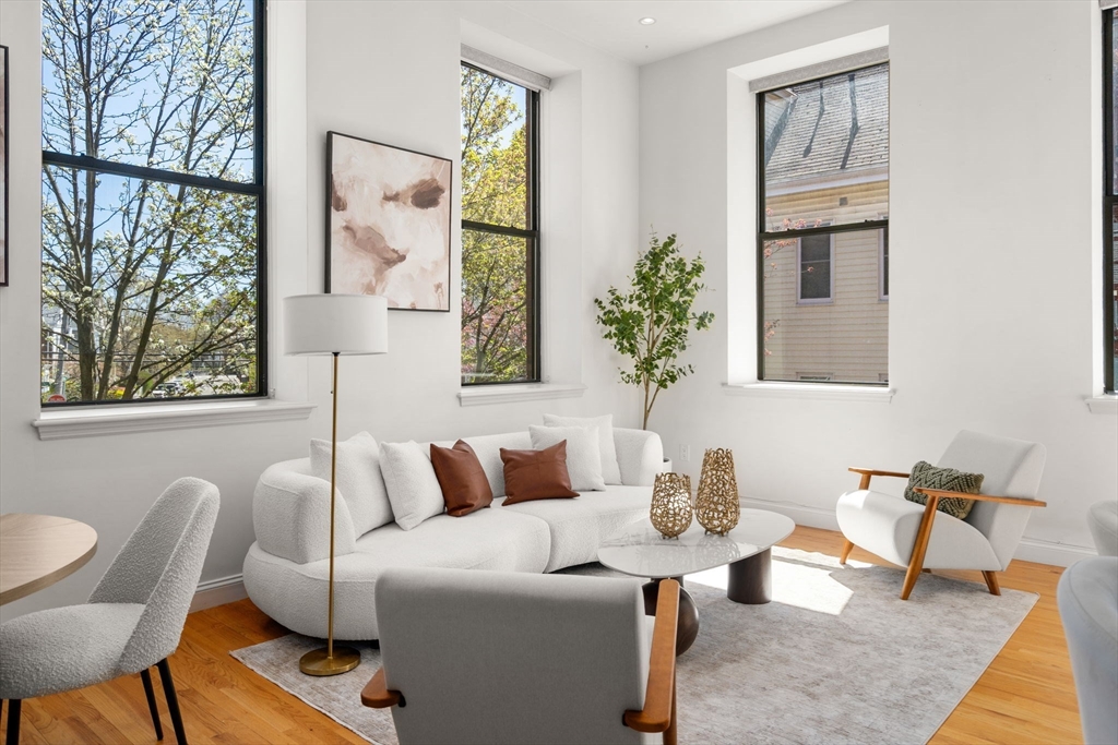 11 Wyman St 2A