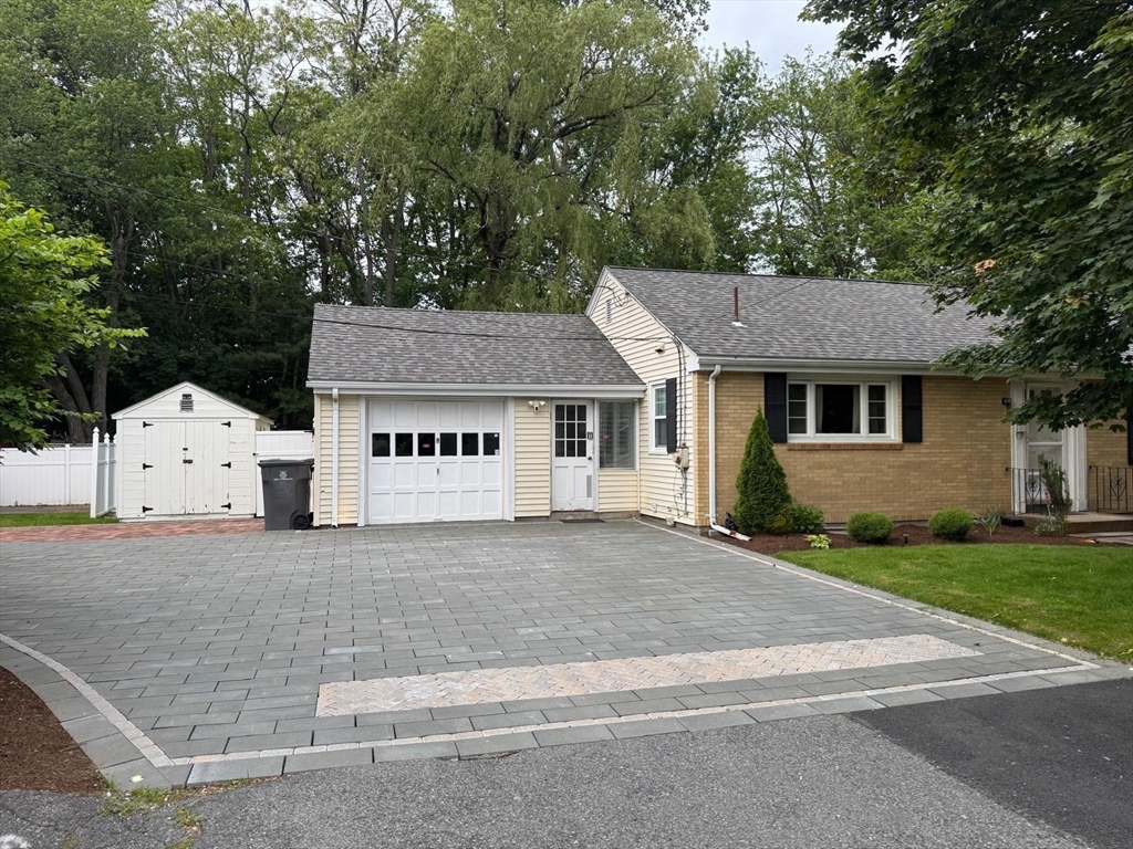 33 Stevens Rd