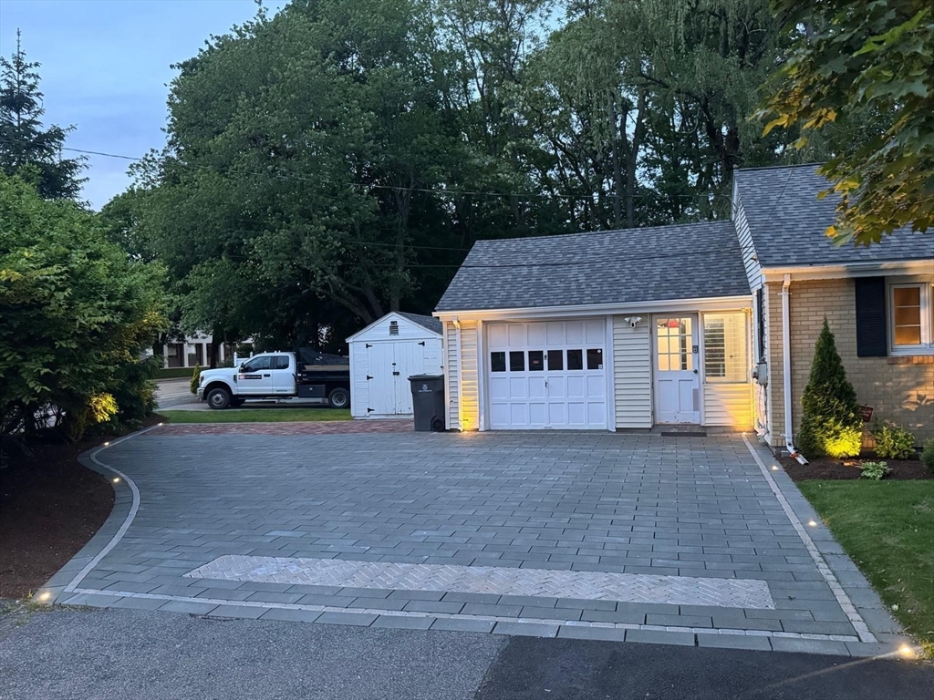 33 Stevens Rd