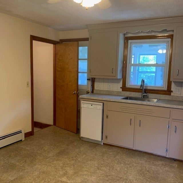 105 Salisbury St #105, Dracut, MA, 105 Salisbury St #105, Dracut, MA Photo #4