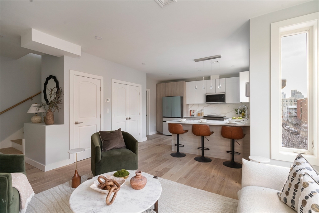 181 Maverick Street PH