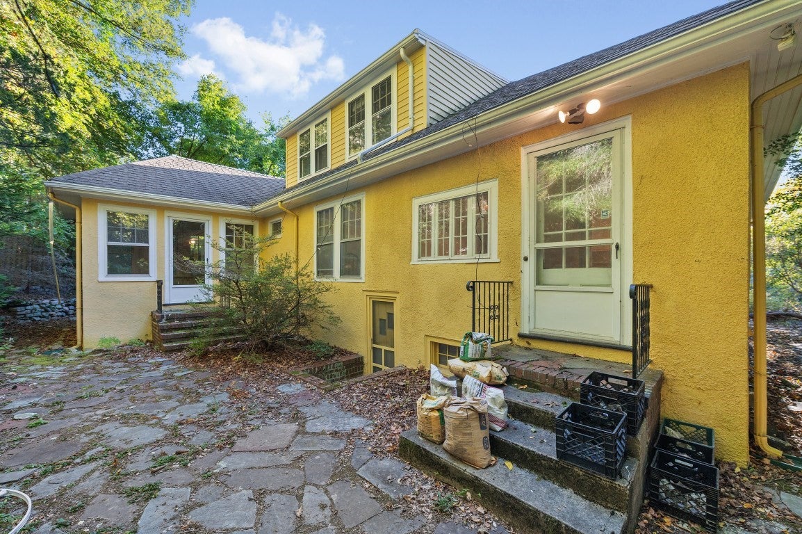 132 Beaumont Ave, Newton, MA Photo #3