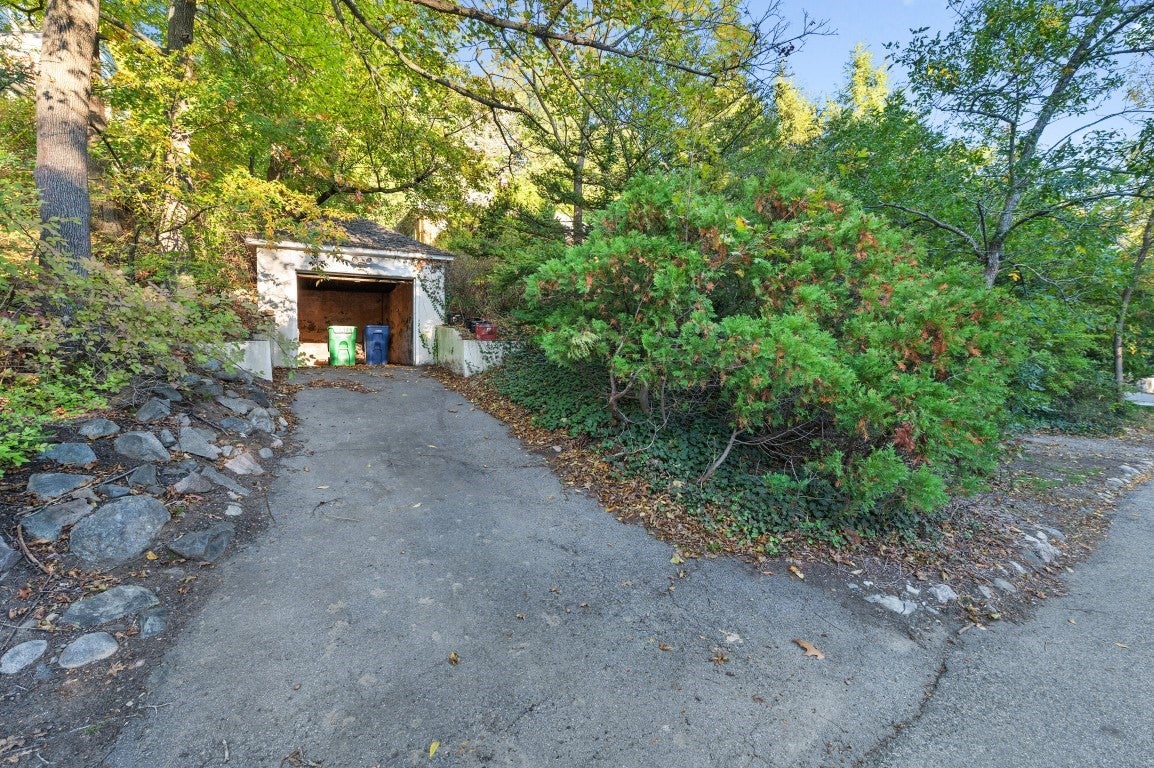 132 Beaumont Ave, Newton, MA Photo #4