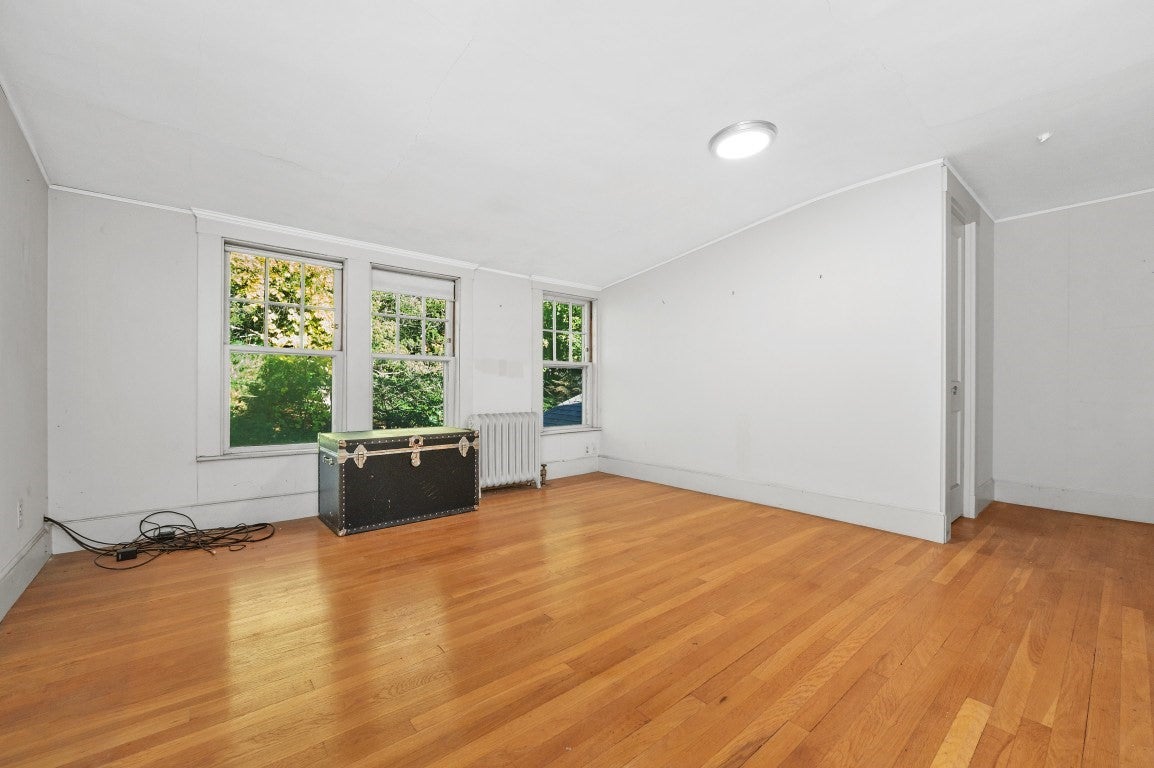 132 Beaumont Ave, Newton, MA Photo #28