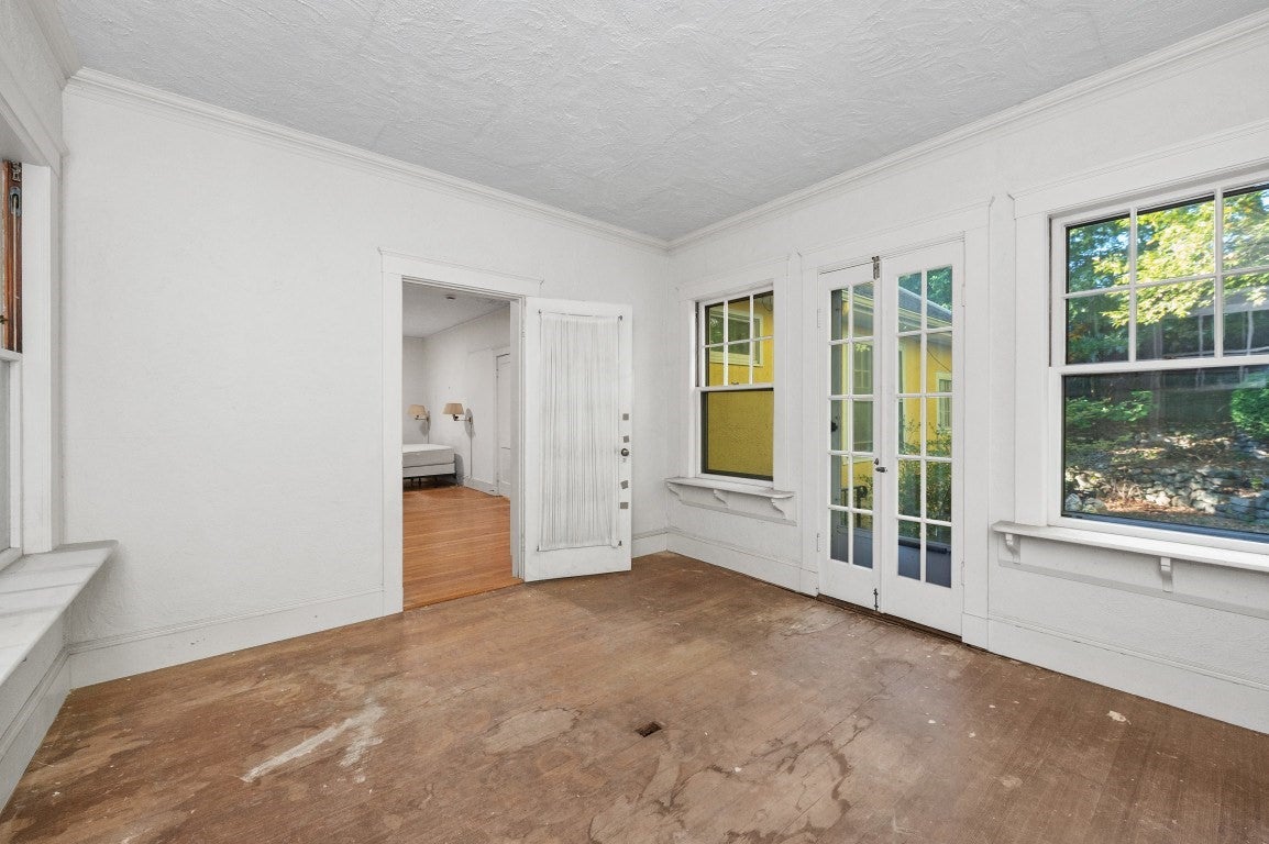 132 Beaumont Ave, Newton, MA Photo #24
