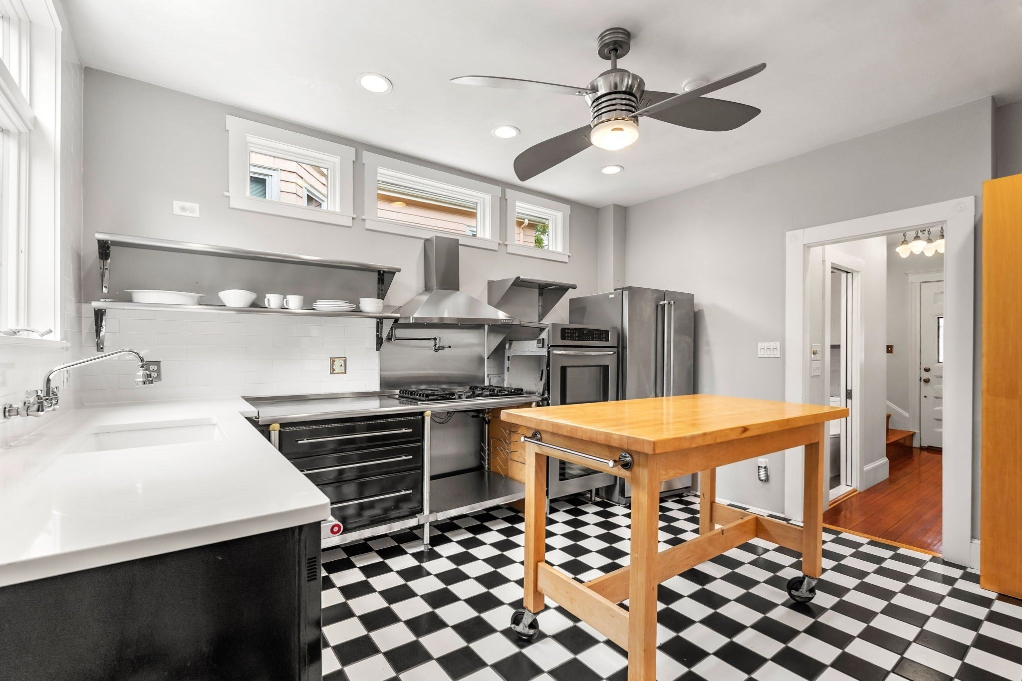 12 Capen St, Milton, MA, 12 Capen St, Milton, MA Photo #11